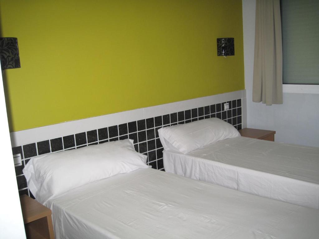 Hostal Ducal II Gandia Room photo