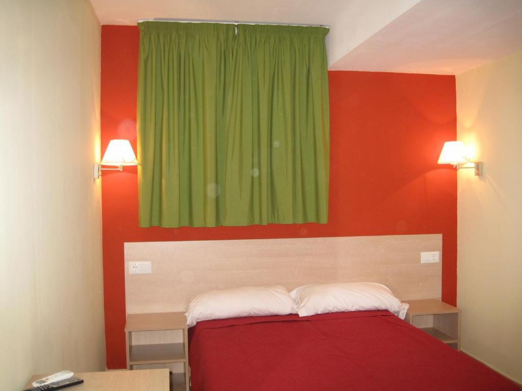 Hostal Ducal II Gandia Room photo